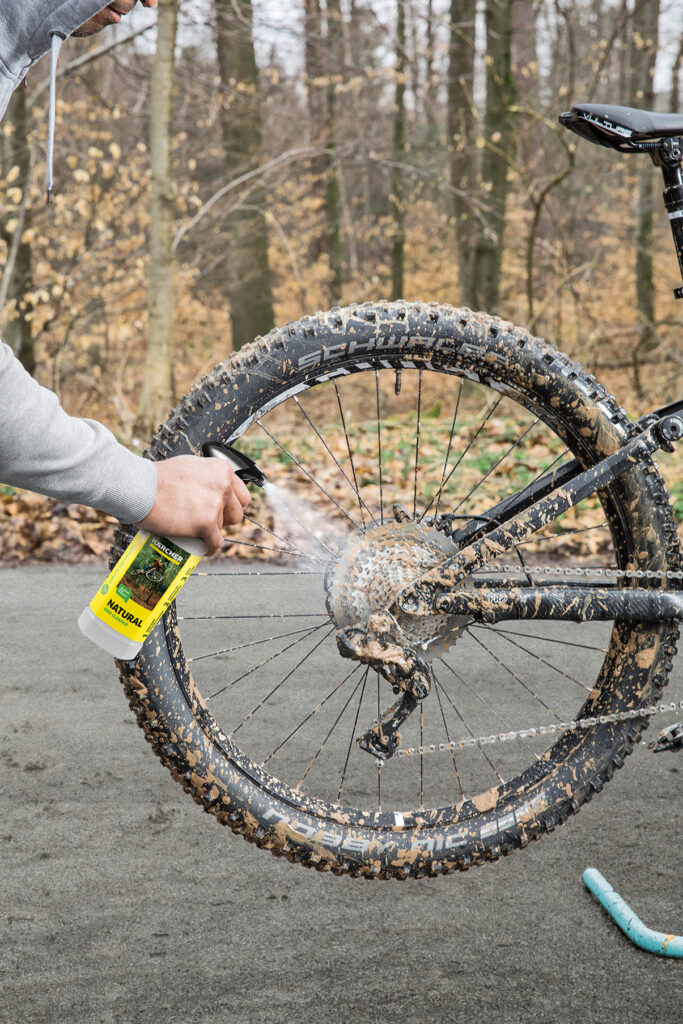 2024_Kaercher_Tipp_E-Bike_reinigen